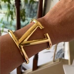 NWT Valentino Garavani Gold Cuff Bracelet.